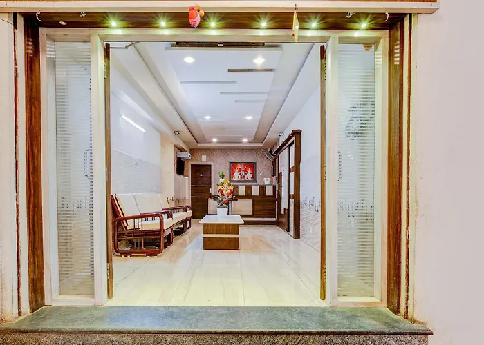 Super Hotel O Eluru Railway Station Formerly Sree Nitya Residency