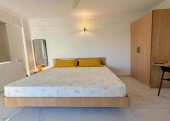Homeslice Sarjapur - Balcony Rooms