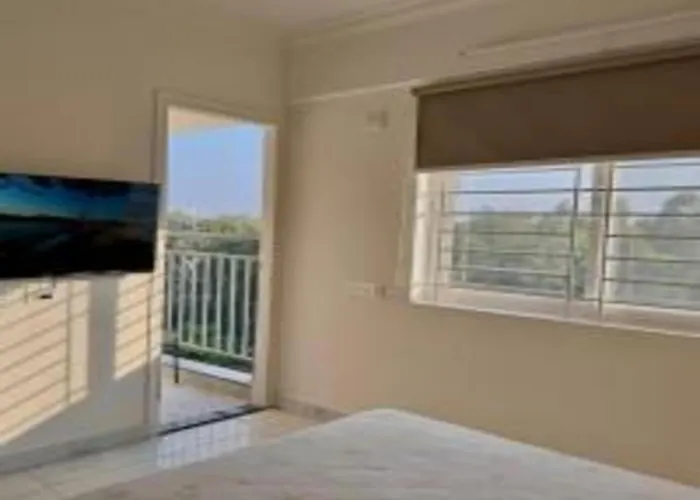 Homeslice Sarjapur - Balcony Rooms