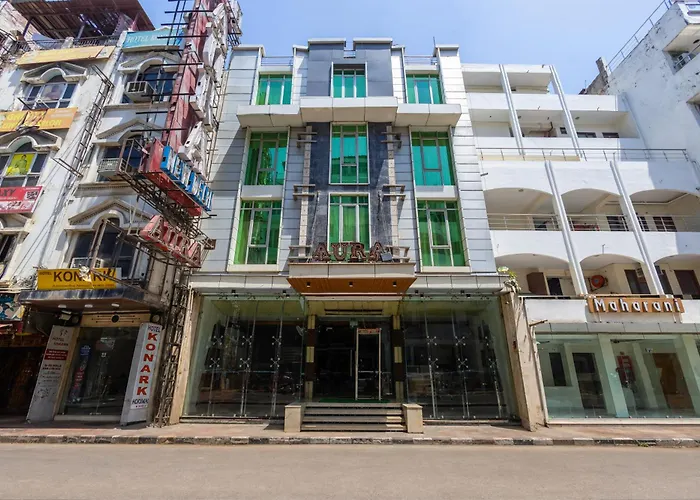 Hotel Aura - 05 Mins From New Delhi Railway Station & Connaught Place