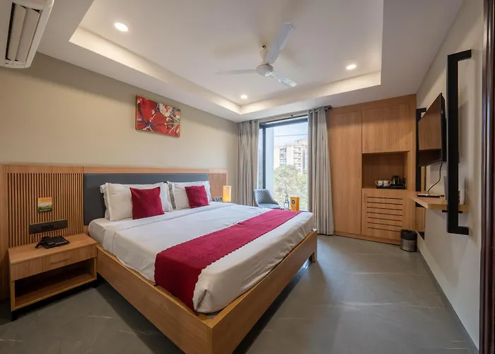 Saltstayz Select - Golf Course Road & Sector 57 Gurgaon