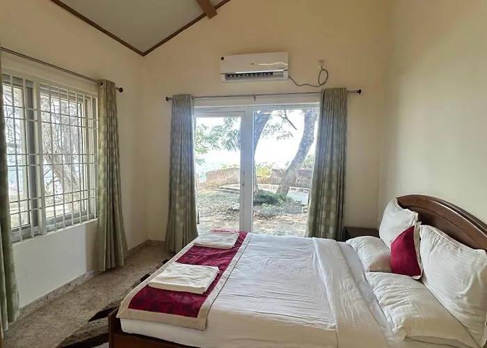 Kstdc Hotel Mayura Pine Top Nandi Hills