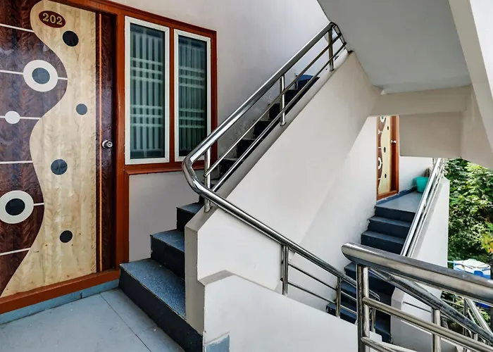 Hotel O By Oyo Vara Residency