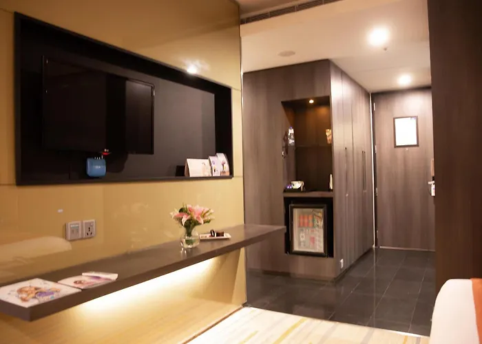 Novotel Kolkata Hotel And Residences