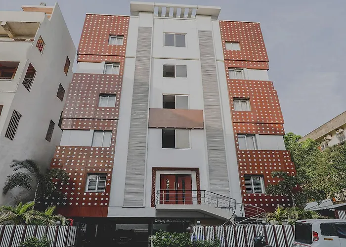 Super Hotel O Src Grand Vijayawada