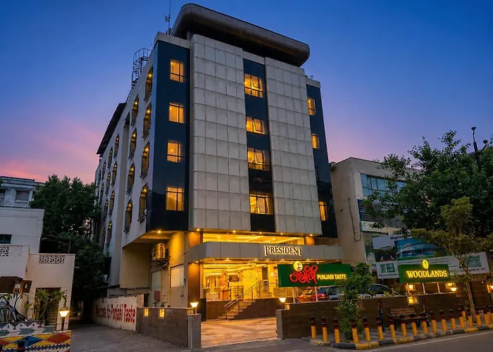 Hotel President, Pure Veg