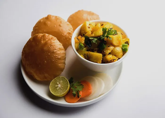 Townhouse Legacy Hotel Prayagraj