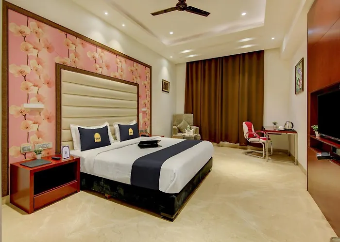 Super Townhouse Oak Hotel C Pearls