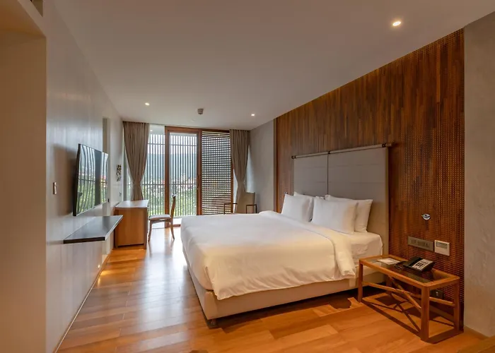 Radisson Resort And Spa Lonavala