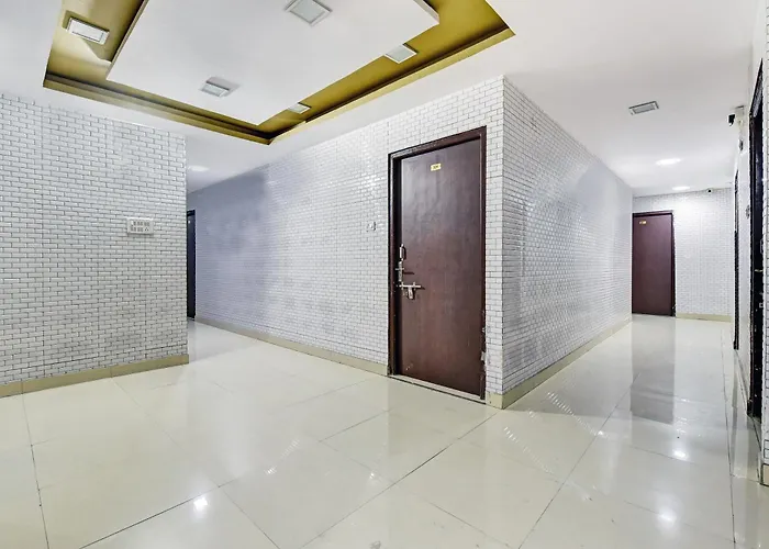 Hotel O Eleven Hotel & Banquet