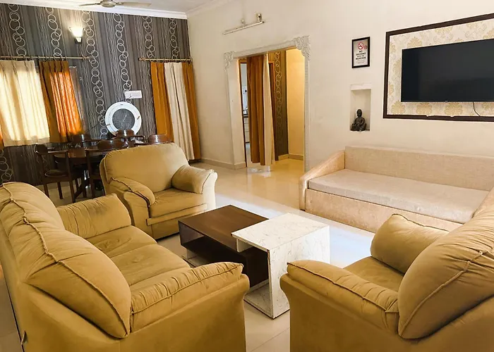 Malaiya Homestay - Grandeur Living Experience Jabalpur