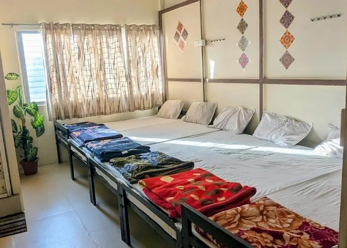 Kshipra Guest House