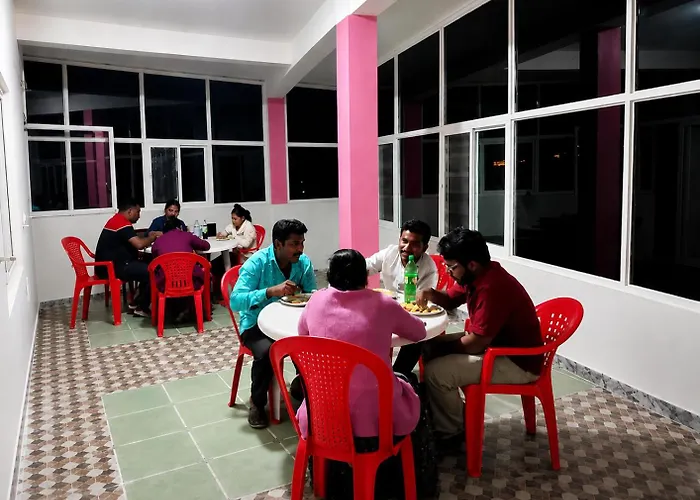 Sahyadri Lodge And Restaurant