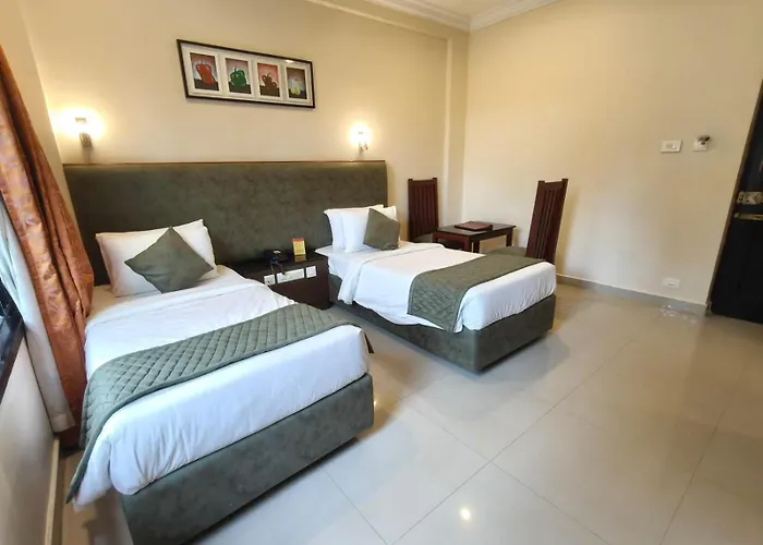 Hotel Sahana Castle