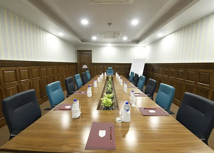 Hukam'S Lalit Mahal - Hotel Convention Club