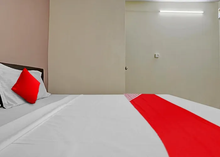 Oyo Flagship 81234 Hotel Velvet Rooms