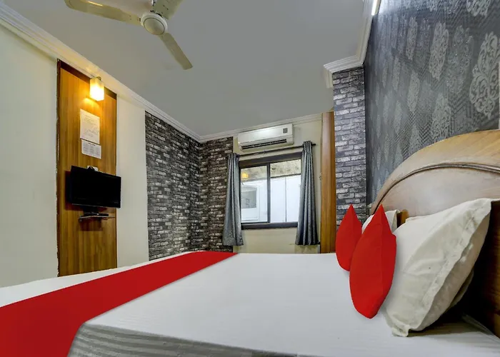 Oyo Flagship 81248 Hotel Satya Vilas