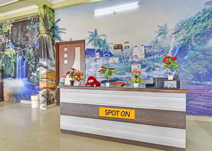 Hotel O Gangaur Midway