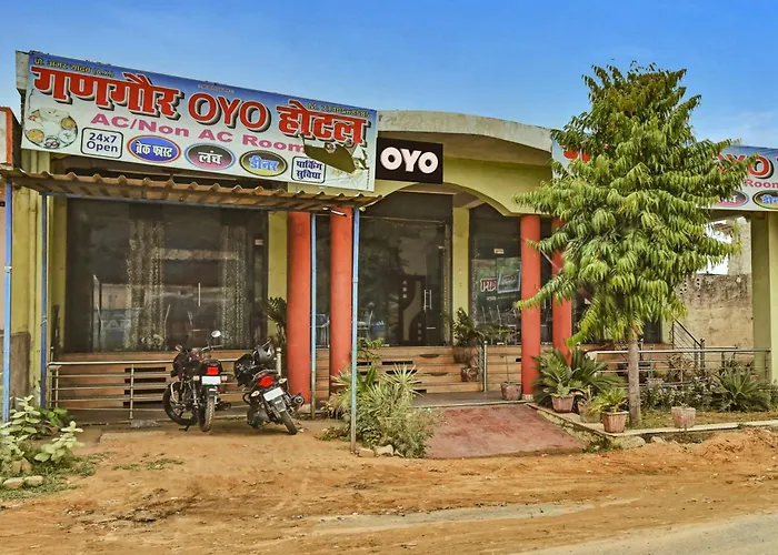 Hotel O Gangaur Midway
