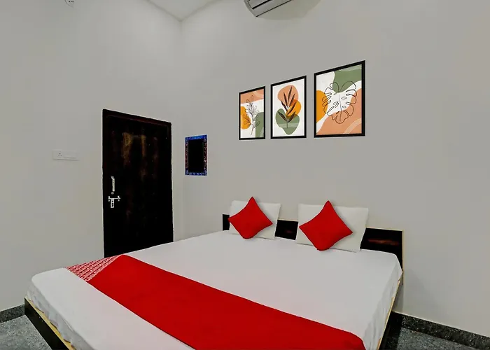 Hotel O The Crown Plaza