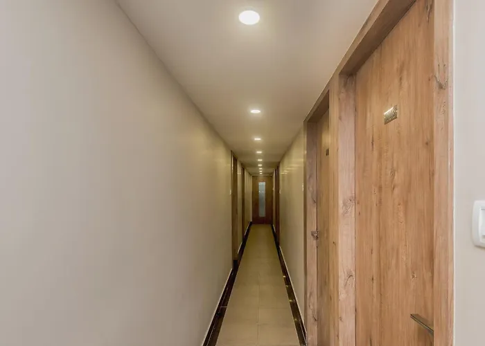 Hotel O Blue Ocean Near R City Mall