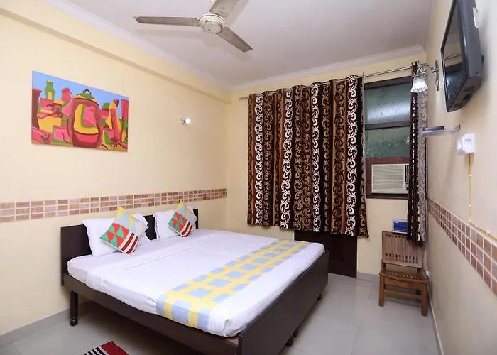 Hotel O Hya'S Homestay