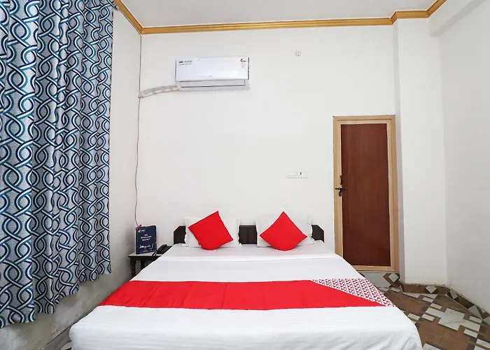 Hotel O U Inn