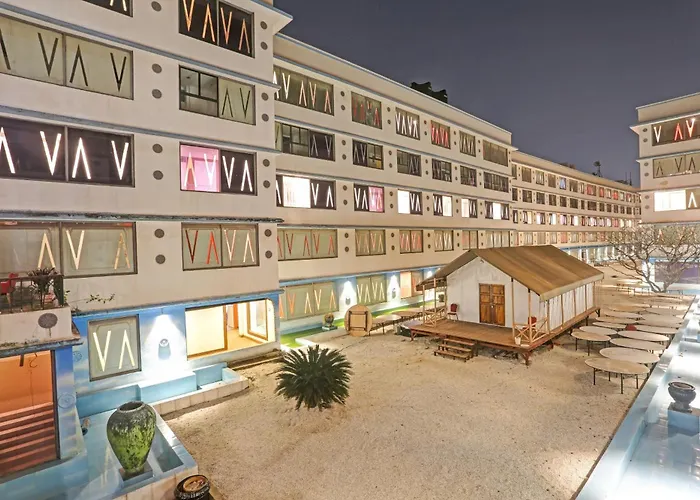 Townhouse Royal Palms Hotel Mumbai