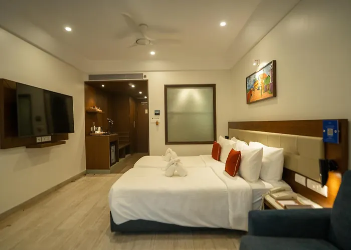 Sobit Sarovar Portico