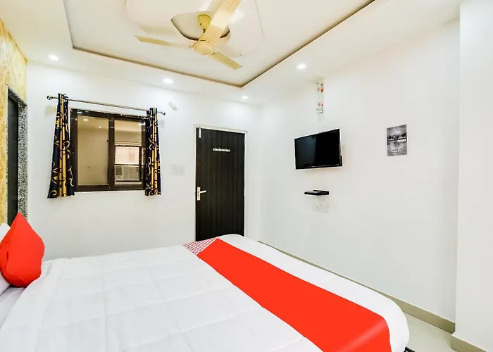 Oyo Hotel Amber Palace