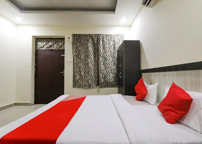 Hotel O Samrat Kanpur