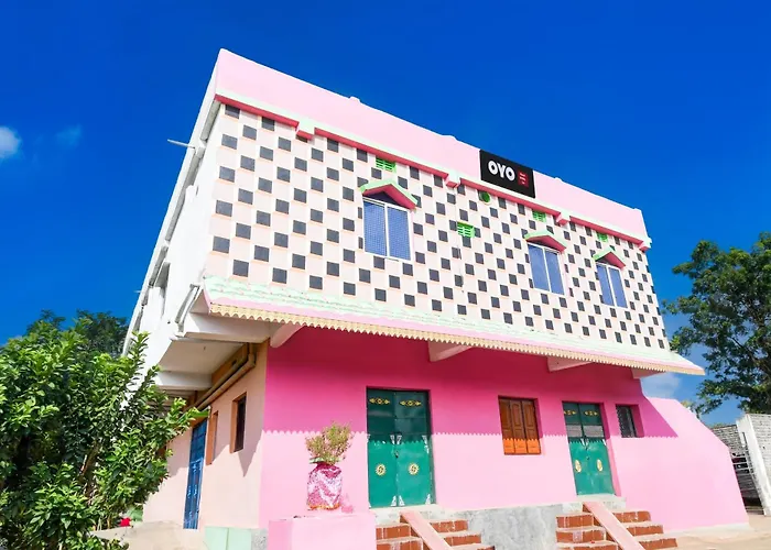 Hotel O Royal