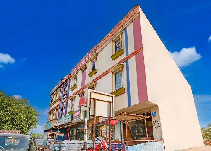Oyo Flagship Hotel Samruddhi Lodge