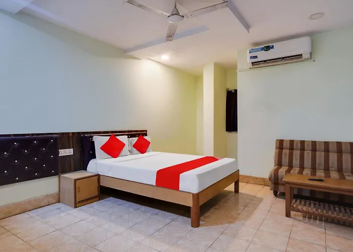 Hotel O Sree Simran Palace
