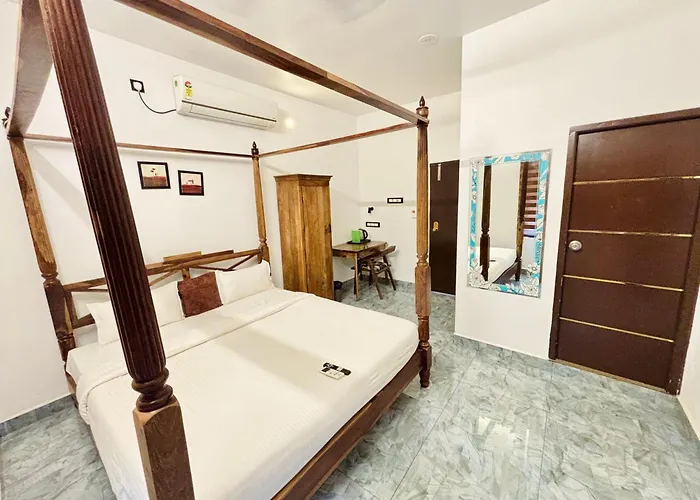 Courtyard Castle Heritage Resort - Private Villa & Rooms Pondicherry