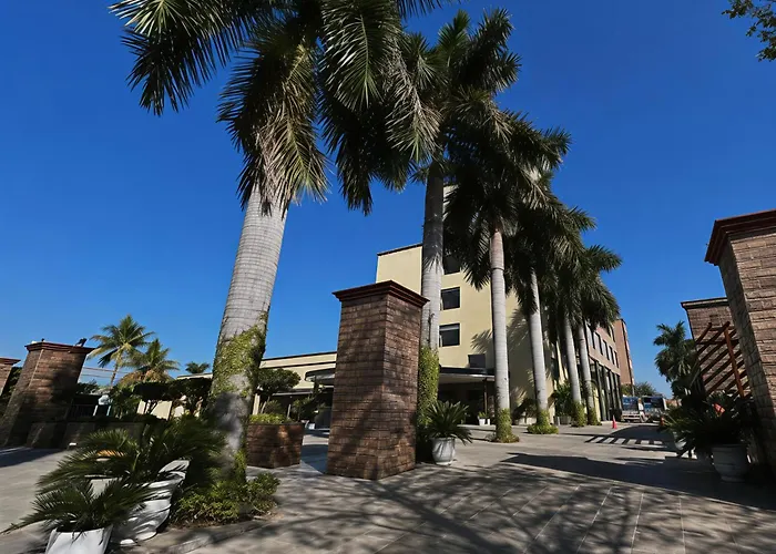 Hotel Kanha'S Palm Springs