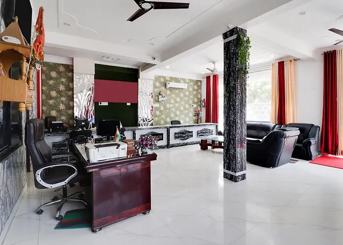 Hotel O Legacy Raebareli