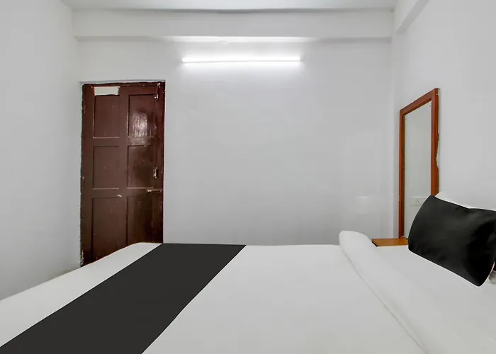 Hotel O Santosh Place