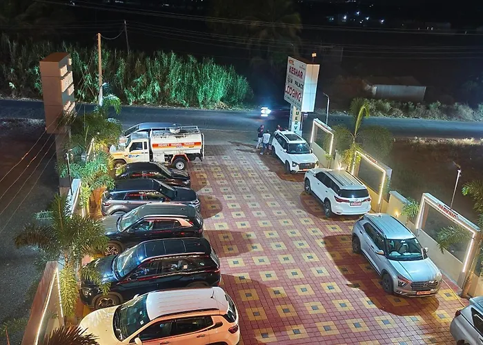 Hotel Keshar Palace Shani Shingnapur