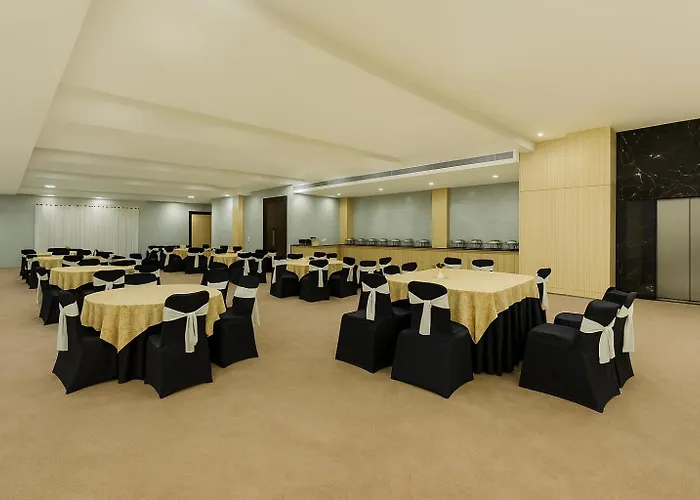 Hotel Elinor By Dazzling Hotels & Resorts