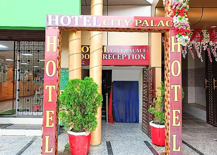 Hotel O City Palace Hotel