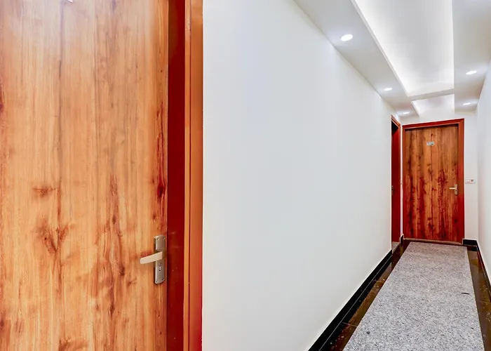 Shree Jii Luxury Hotel