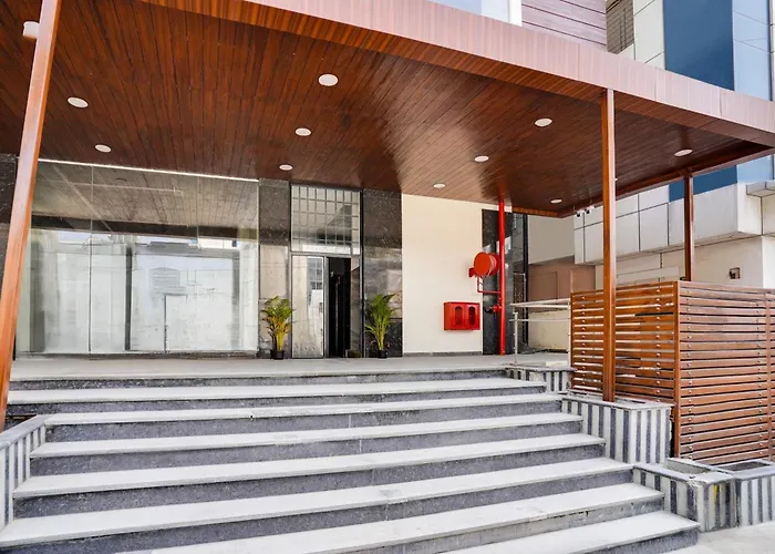 Townhouse Oak Xotel Near Silk Board Metro