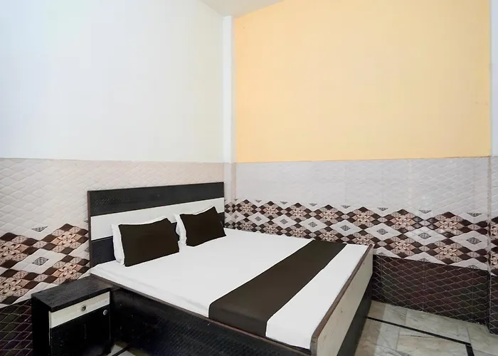 Spot On Dehra Sabri Hotel