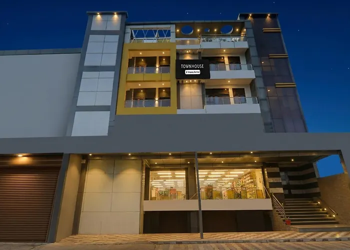 Oyo Townhouse Awas Vikas Kalyanpur