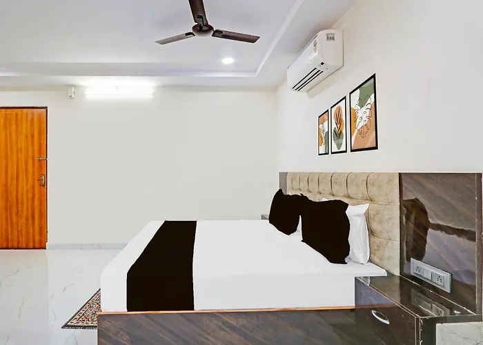 Hotel O Lotus Grand
