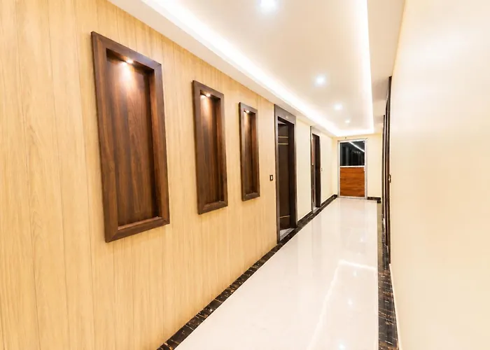 Hotel New Signature Inn New Digha হোটেল নিউ সিগনেচার ইন নিউ দিঘা Near Sea Beach And Lake View Room - All-Room-Attached-Balcony-And-Fully-Air-Conditioned-Hotel With- Lift- Wi-Fi-Restaurant-Parking-Facility- Best Hotel In Digha