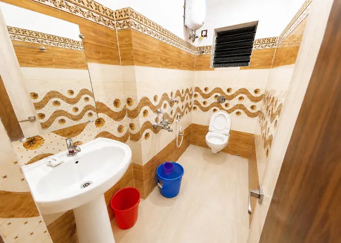 Hotel New Signature Inn New Digha হোটেল নিউ সিগনেচার ইন নিউ দিঘা Near Sea Beach And Lake View Room - All-Room-Attached-Balcony-And-Fully-Air-Conditioned-Hotel With- Lift- Wi-Fi-Restaurant-Parking-Facility- Best Hotel In Digha
