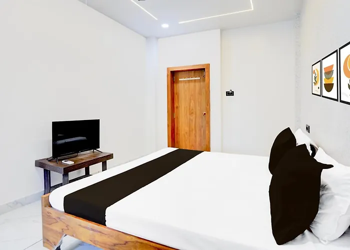 Hotel O The Grand Shreeji