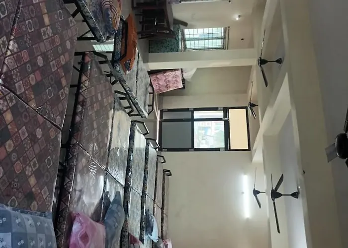Blessing Hostel And Dormitory